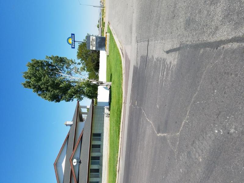 Days Inn By Wyndham Delta Екстер'єр фото